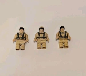 ++ (3) MEGA BLOKS AIR FORCE ESERCITO PILOTA SOLDATI AZIONE MINFIGURE DA COLLEZIONE B3+ - Foto 1 di 3