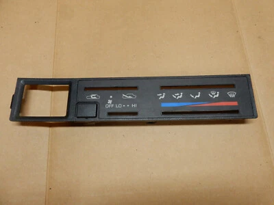 Bisel/placa frontal genuino Toyota Pickup & 4Runner HVAC Foto 1 de 2