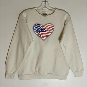 Sudadera De Colección Tultex Para Mujer Grande Crema Bandera EE. UU. Corazón Cuello Redondo Abuela Cottage - Imagen 1 de 13