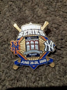 2009 NEW YORK YANKEES NEW YORK METS CITI FIELD 1st SUBWAY SERIES PIN INAUGURAL - Picture 1 of 2