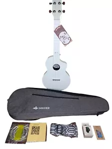 Brand New Donner #DCF-100W Ukulele Starter Kit - Picture 1 of 4