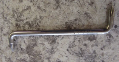 Vaco P-120 Klein Tools #1 and #2 Phillips Offset Screwdriver MADE IN THE USA - Image 1 of 4