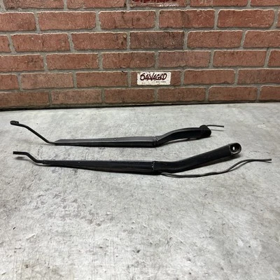 05-13 Chevrolet Corvette C6 Windshield Wiper Arms PAIR L/R OEM Scratched - Image 1 of 4