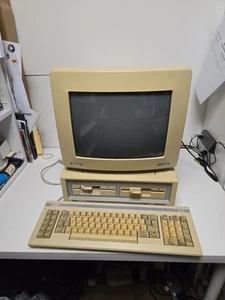 Amstrad Pc 512k Pc1512 SD en boîte - Photo 1/16