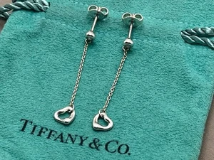 Orecchini Tiffany & Co Diamonds By The Yard pendenti cuore aperto Elsa Peretti - Foto 1 di 24