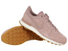 Women's Nike Internationalist Se Shoes Pink Trainers Casual Leather Sneakers