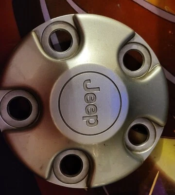 Jeep Cherokee Wrangler Liberty 2007-18 tapa central OEM Foto 1 de 2