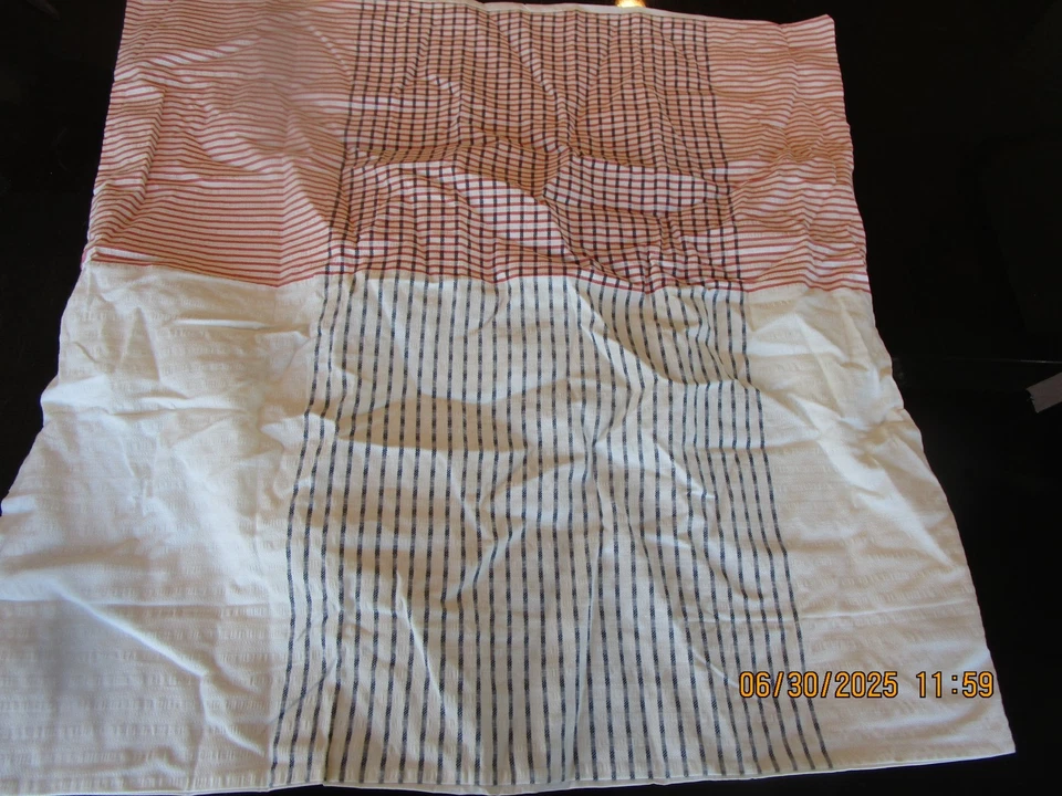 1 West Elm Seersucker Euro Sham Nuevo dos etiquetas Foto 1 de 1