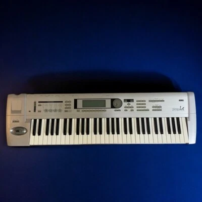 Korg Triton Le 76 key MUSIC WORKSTATION Synthesizer Keyboard  Tested/working - Image 1 of 4
