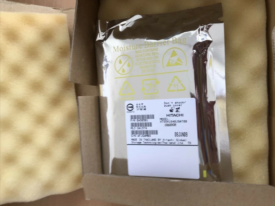 20gb Canon IPRSERVERQ1 FK2-4907-000 IR105 HTS541640J9AT00 0a50501 Hard Drive  - Image 1 of 1