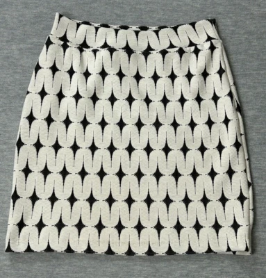 Reneec Skirt Womens Small White Black Geometric Print Made USA - Image 1 of 4