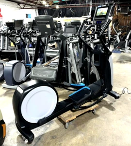 Precor | EFX 835 Elliptical w/ Converging Crossramp w/ P62 Console - Picture 1 of 6