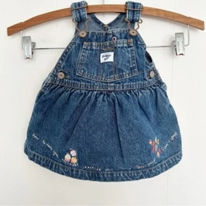 Vestido Oshkosh B'Gosh Denim Babero Mono Cupcake Bordado Talla 0/3 Meses - Imagen 1 de 4