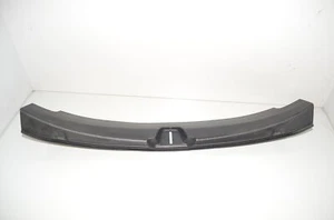 TESLA MODEL 3 Kofferraumschloss verkleidung 1643512-00-a 1643512 - Picture 1 of 5