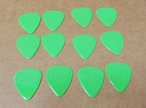 12 Dunlop Riffs Nylon fluoreszierende Gitarren-Plektren grün 0,96 mm  - Bild 1 von 6