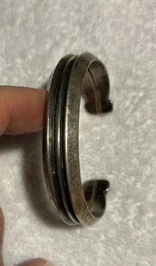 Vintage Silver Channel Cuff Native American 49 Grams Unsigned - Picture 1 of 6