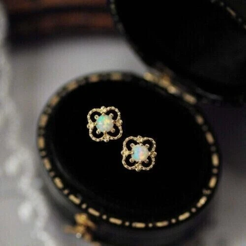 Vintage Sterling Silver Fire Opal Flower Stud Claw Post Dainty Earrings Gift - Image 1 of 1