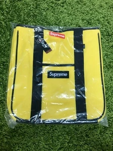 Supreme F/W 2018 Polartec Tote Bag Box Logo Red Black Yellow - Picture 1 of 9