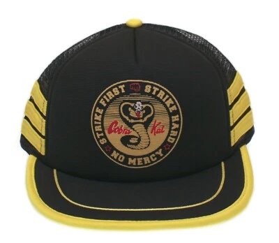 Boné clássico 3 listras Cobra Kai chapéu flat bill adulto tamanho único preto/amarelo - Imagem 1 de 4