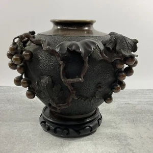 Antique Japanese Bronze High Relief Vase Meiji Period See Photos - Picture 1 of 12