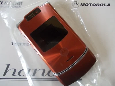 Cellulare MOTOROLA RAZ V3 FOTOCAMERA BLUETOOTH  - Immagine 1 di 3