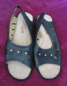 Comfort By Honor Millburn Open Toe Sandals Size 6 Wider Fit Leather In-Sock - Picture 1 of 6