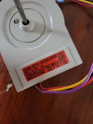 Motor ventilador condensador EAU63923601 Foto 1 de 3