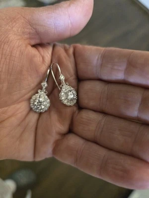 Pendientes colgantes de plata de ley 925 de moissanita blanca hielo VVS1 2,19 quilates Foto 1 de 4