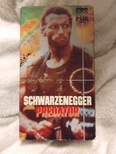 Predator - Vintage 1987  VHS Tape Movie -  Arnold Schwarzenegger - - Picture 1 of 5