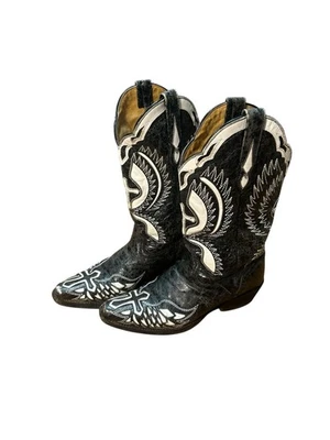 Bota Cowboy Feminina J.B. Dillon Tamanho 7 Couro Preto Bordado Cruz Rodeio Ocidental - Imagem 1 de 4