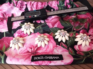 Botón Dolce & Gabbana plata/marfil 36 mm resina, único (uno) hecho en Italia - Imagen 1 de 4