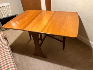 Vintage G‑Plan Teak Gate‑Leg Dining Table–Mid‑1980s,Drop‑Leaf,Scandinavian Style - Picture 1 of 4