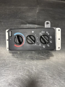 1999 DODGE RAM 2500 climate control module - Picture 1 of 5