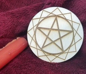 Piastrella da altare pentacolo in legno | Divinazione Wiccan con geometria sacra - Foto 1 di 4