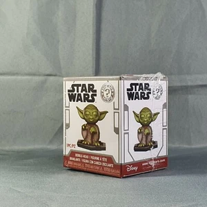 Yoda Funko Mystery Mini Vinyl Figure Star Wars Smugglers Bounty Exclusive - Picture 1 of 2