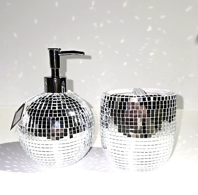 Studio Lux 2 PC Argento Vetro Specchio Mosaico Sfera Sapone Dispenser & - Immagine 1 di 4