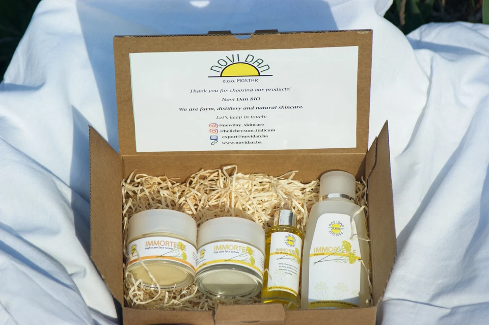 IMMORTELLE face set - Image 1 of 4