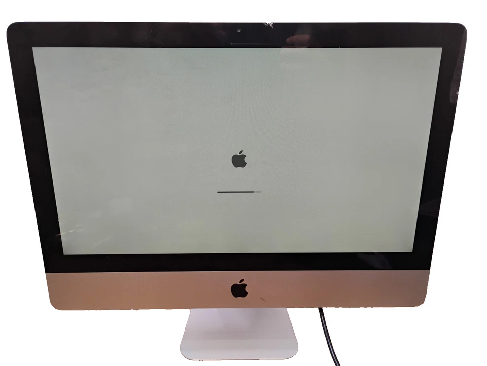 Apple iMac A1311 3.06Ghz Dual Core 2 Duo (E7600) 4GB RAM 500GB HDD (Late 2009) - Image 1 of 4