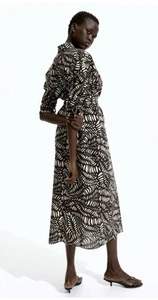 H&M Women’s Tie Belt Shirt Dress Dark Brown & White V-Neck Buttons Size XXL NWT - Picture 1 of 10