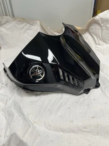 New 2015 - 2019 YAMAHA YZF-R1 GAS TANK FAIRING UPPER COWL COVER OEM - Picture 1 of 3