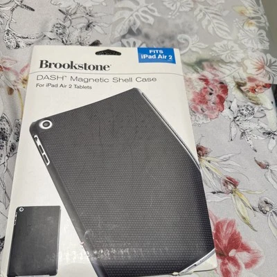 IPAD 2 AIR MAGNETIC SHELL CASE by Brookstone - Image 1 of 2