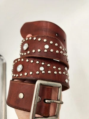 American Eagle Belt Women's L Brown Leather Studs Rhinestones Silvertone Buckle - Image 1 of 4