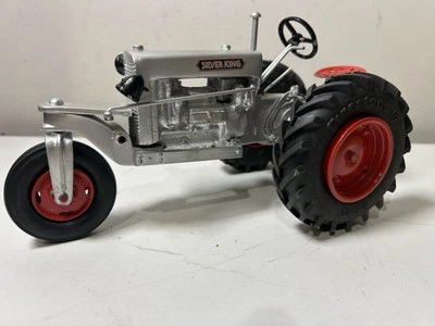 Silver King 42 3 wheel 1/16 diecast farm tractor replica by Seigel - Image 1 of 4