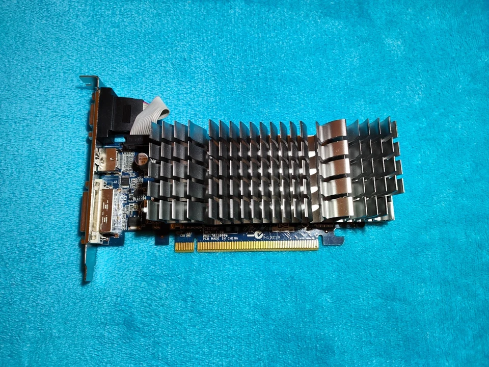 Asus En210 Silent di 1gd3 v2 (lp) Geforce 210 Graphic Card - Image 1 of 1