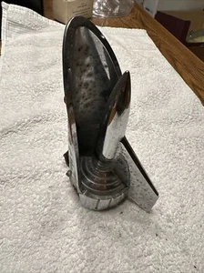 Vintage Car Part - 1957 Chevy Hood Rocket Assembly - Original Condition. - Bild 1 von 10