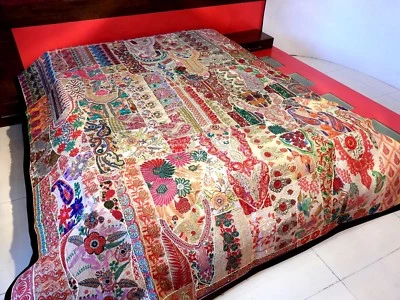 Colcha de retazos vintage bordada a mano cubierta de cama cortina colgante de pared Foto 1 de 4