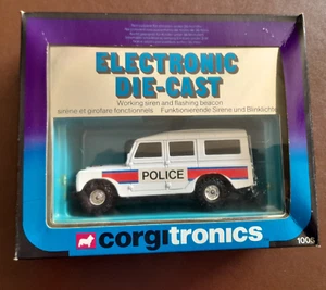 Corgitroniics 1005 Landrover Defender LWB Police with Siren and Blue Light Flash - Picture 1 of 15