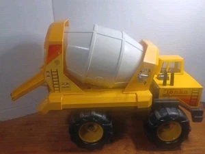 Camión mezclador de cemento Tonka Mighty turbodiesel años 80-90 cabina y marco de acero prensado - Imagen 1 de 24