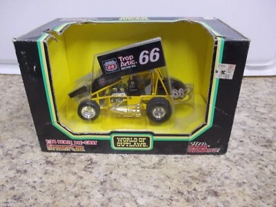 1994 Racing Champions Mike Peters World Outlaws Sprint Car 1/24 Ertl NIB in Box - Image 1 of 4