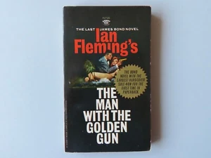 Signet 1st Ed James Bond 007 Man with the Golden Gun Ian Fleming Paperback 1966 - Picture 1 of 9